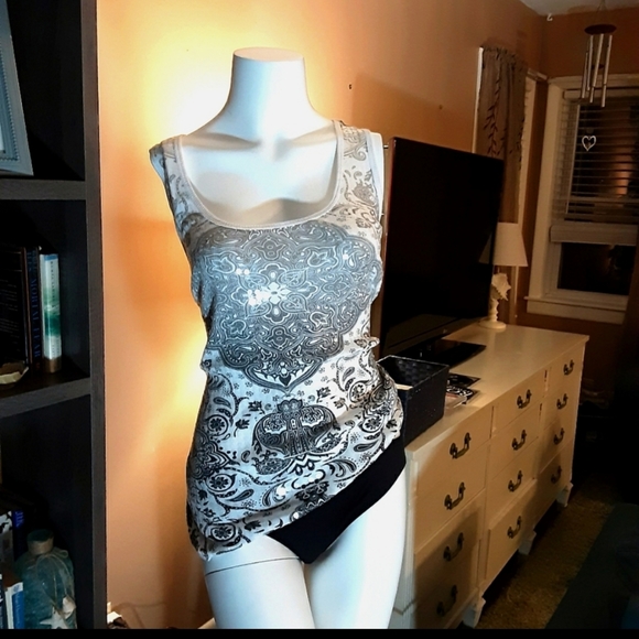 Sequin tank - Picture 11 of 11